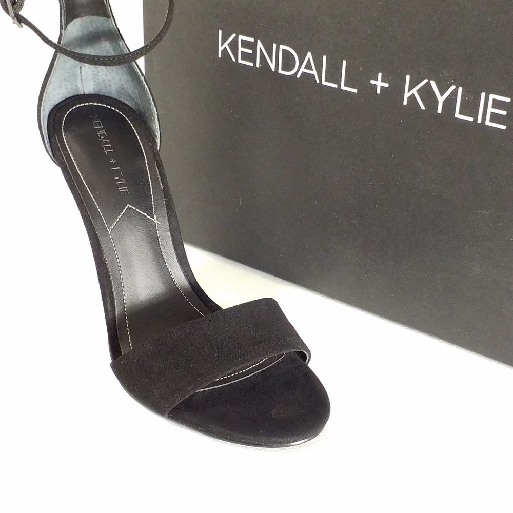 Kendall & Kylie " EMILEE " Black Suede Size 7 M - Picture 5 of 5